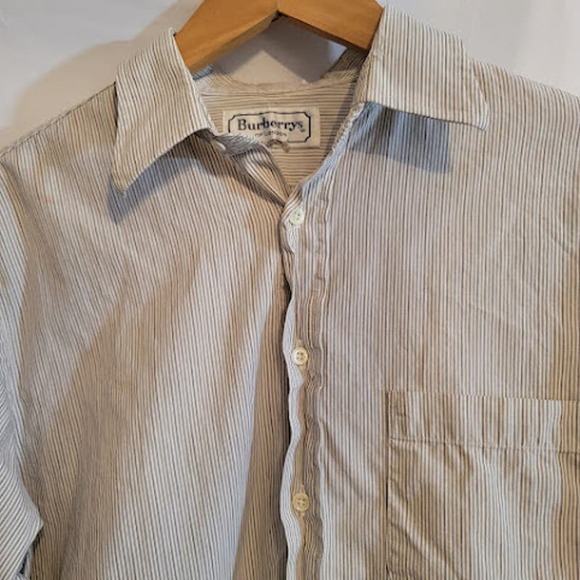 Burberrys of London- Button up shirt- Chest 21 inches - Picture 4 of 7